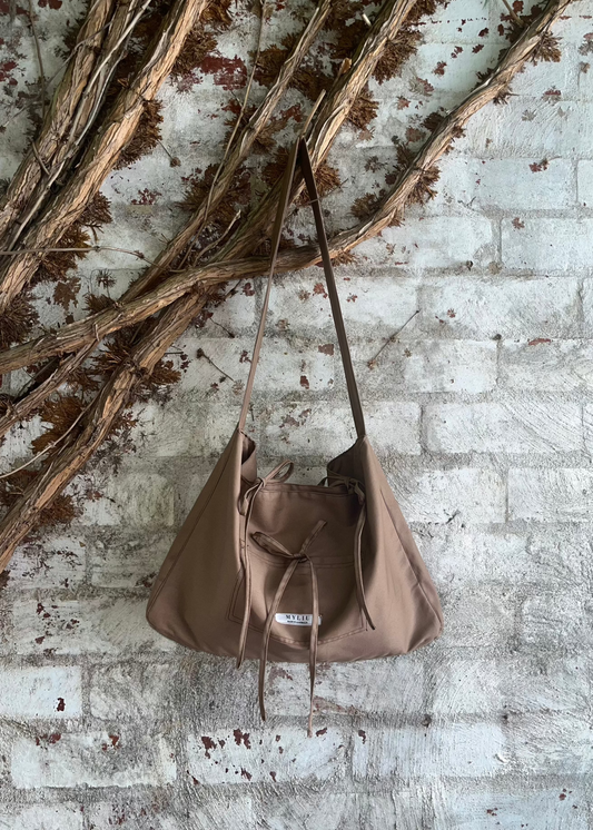 Layla Tote Bag in Tan