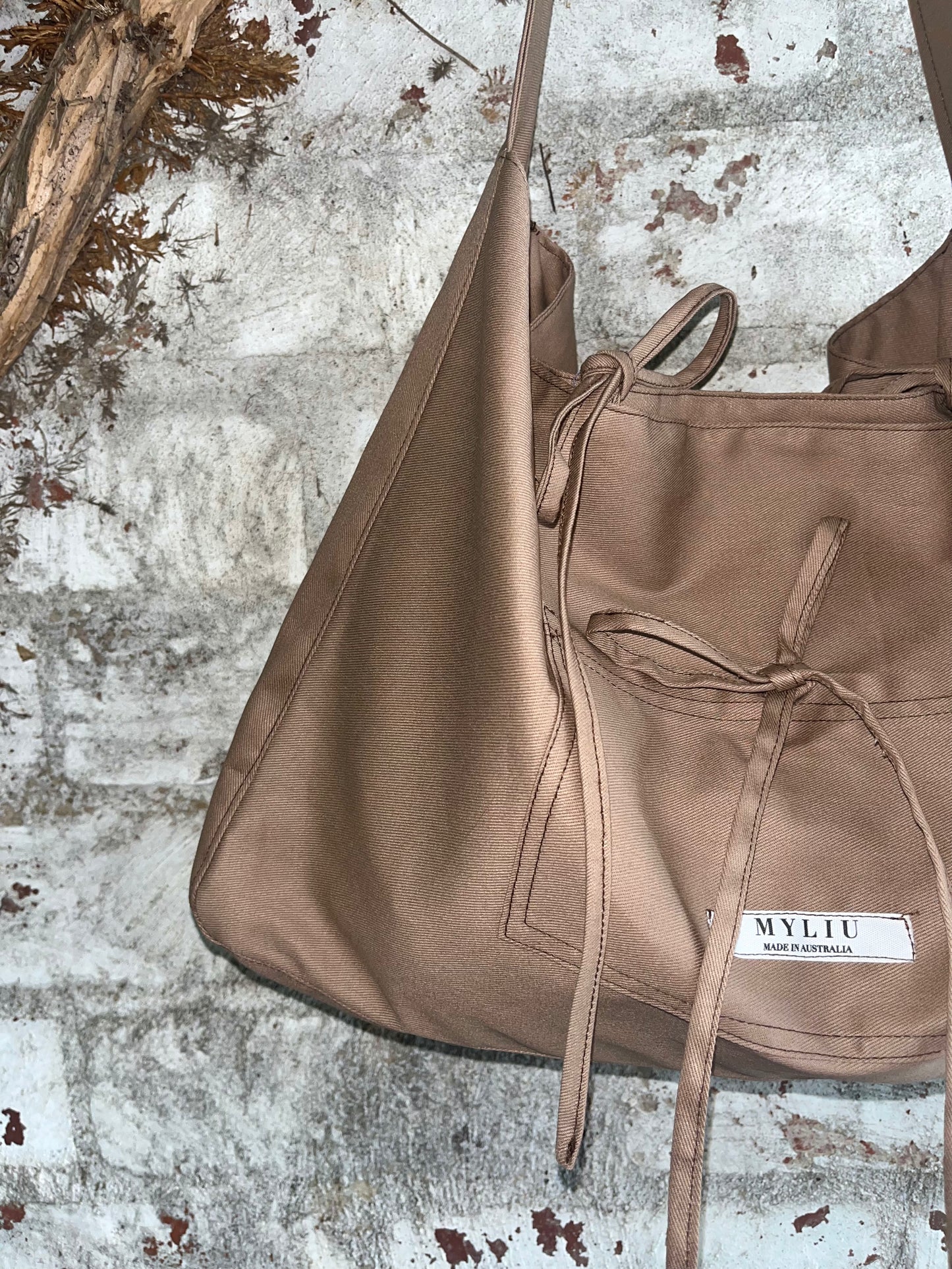 Layla Tote Bag in Tan